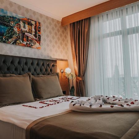 Otel Grand Lark Istambul Exterior foto