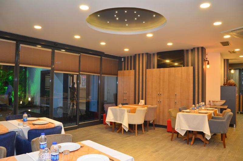 Otel Grand Lark Istambul Exterior foto