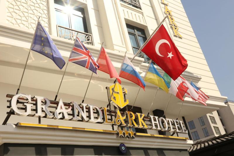Otel Grand Lark Istambul Exterior foto