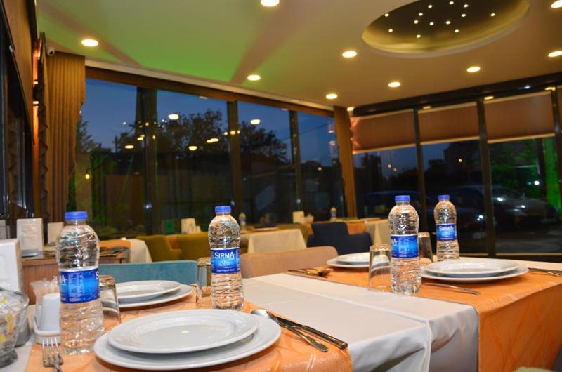Otel Grand Lark Istambul Exterior foto