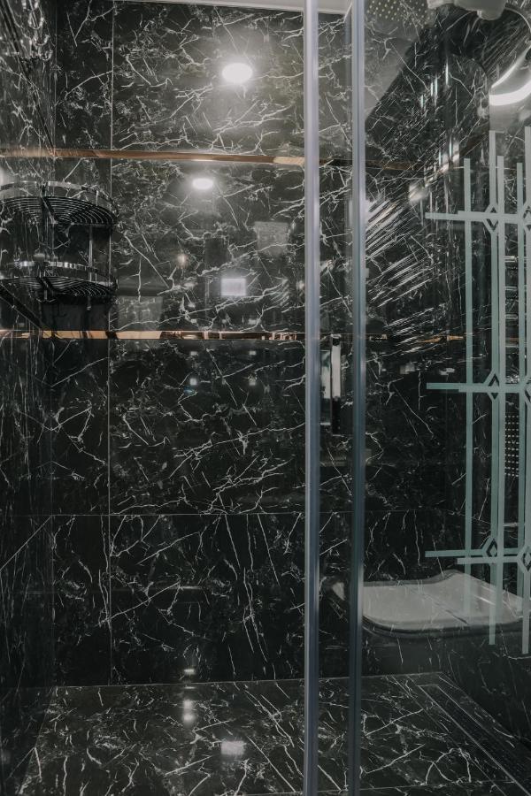 Otel Grand Lark Istambul Exterior foto